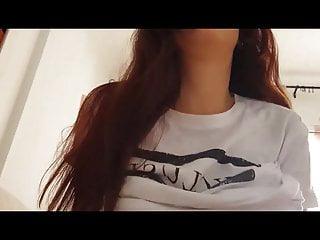 Busiger Teen liebt Schwanz in ihren grossen Arsch