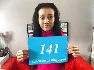 Geile Zwillinge - Zwillinge teilen sich einen Schwanz