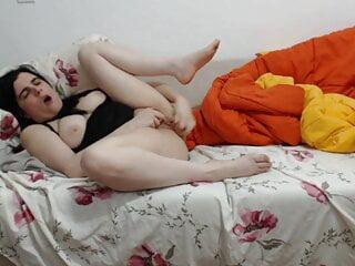 Milf Siri fickt und stöhnt mit geilem Schwanz