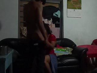 Junge Frau treibt es mit ihrem Exfreund