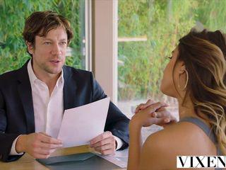 Dreier ffm mit Uma Jolie und amia Miley