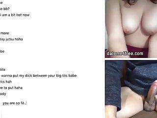 Versaute Brünette wichst einen Schwanz vor der Webcam